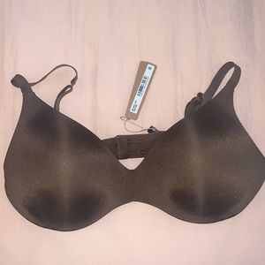 NWT - SKIMS wireless push up plunge bra